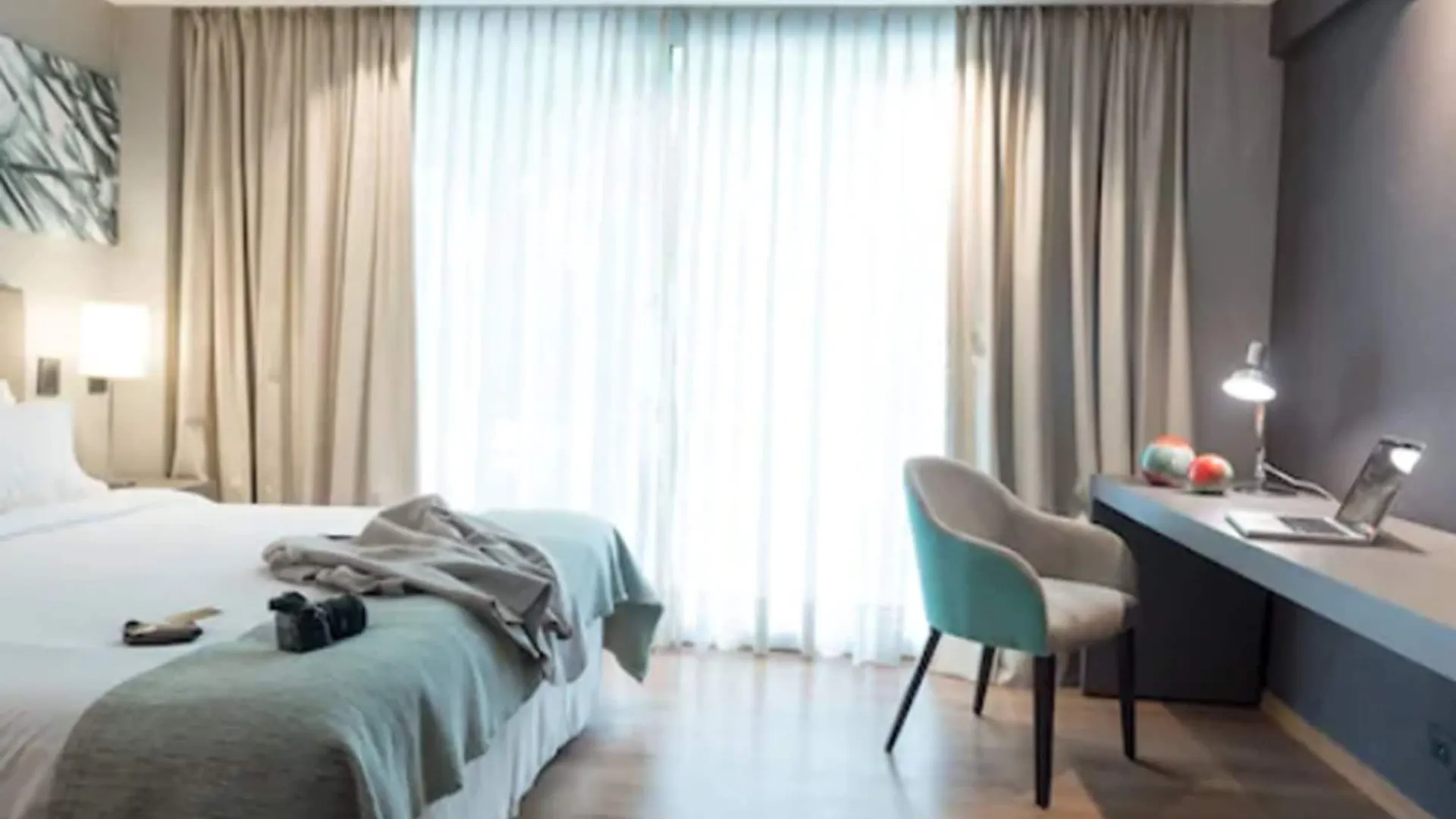 Portal Plaza Suites Mendoza Hotel
