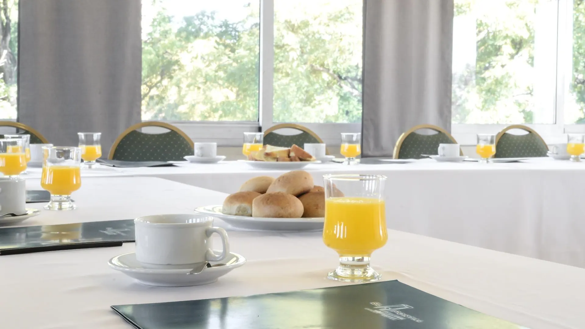 Portal Plaza Suites Mendoza Argentina