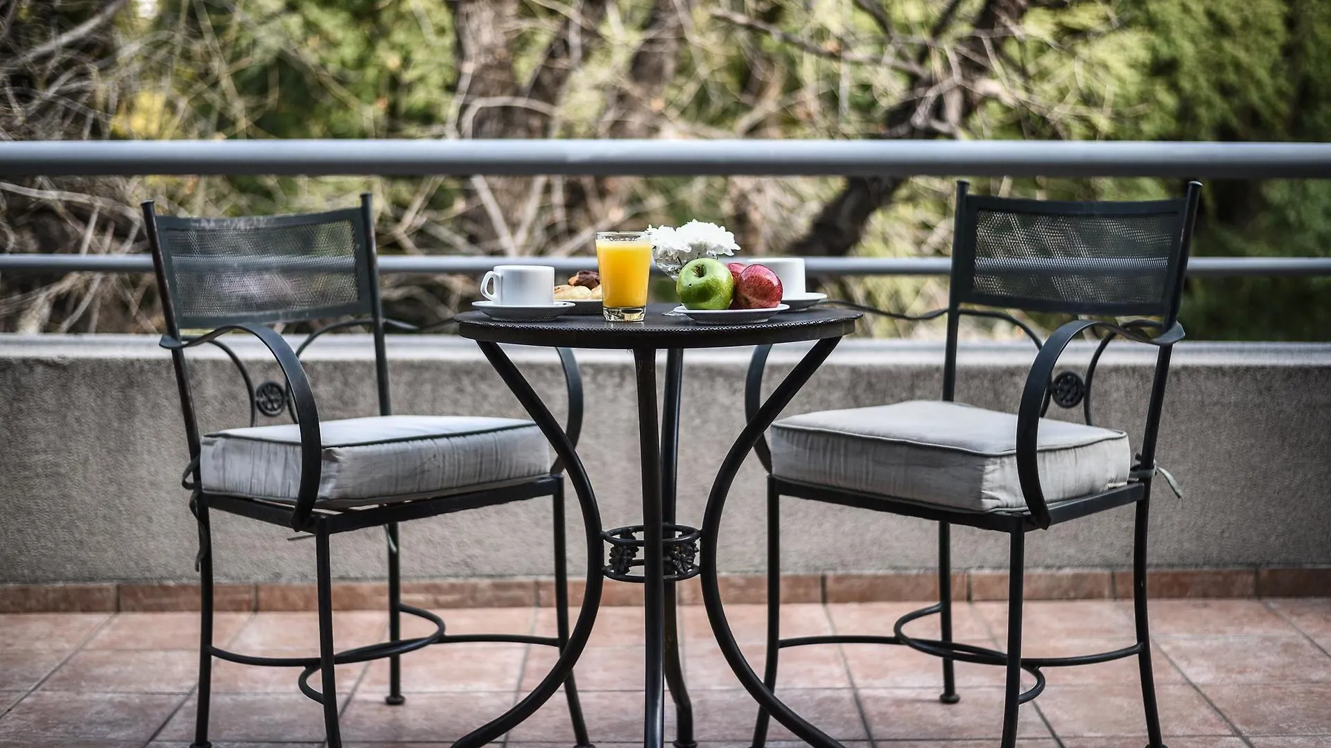 Portal Plaza Suites Mendoza Hotel