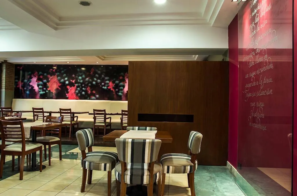 Portal Plaza Suites Mendoza Hotel